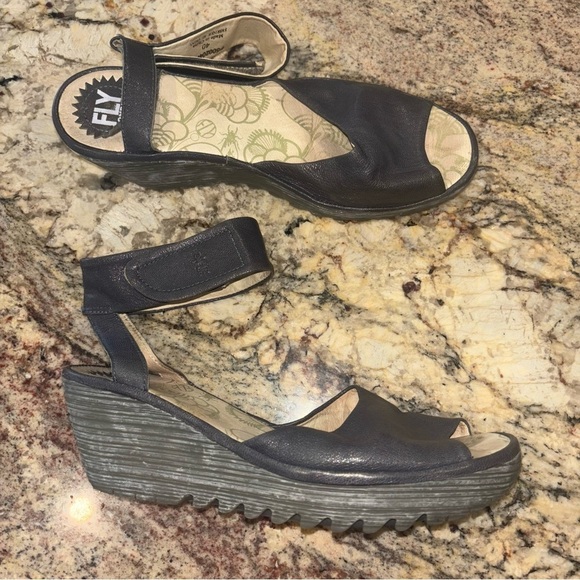 Fly London Shoes - Fly London Women's Gary Wedge Sandals